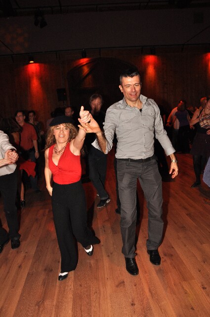min 2009 02 01 station danse 081